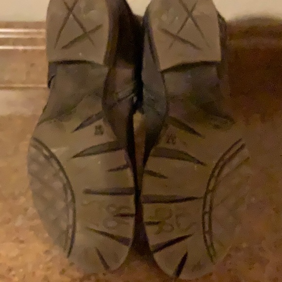 AS98 Booties - Picture 4 of 4